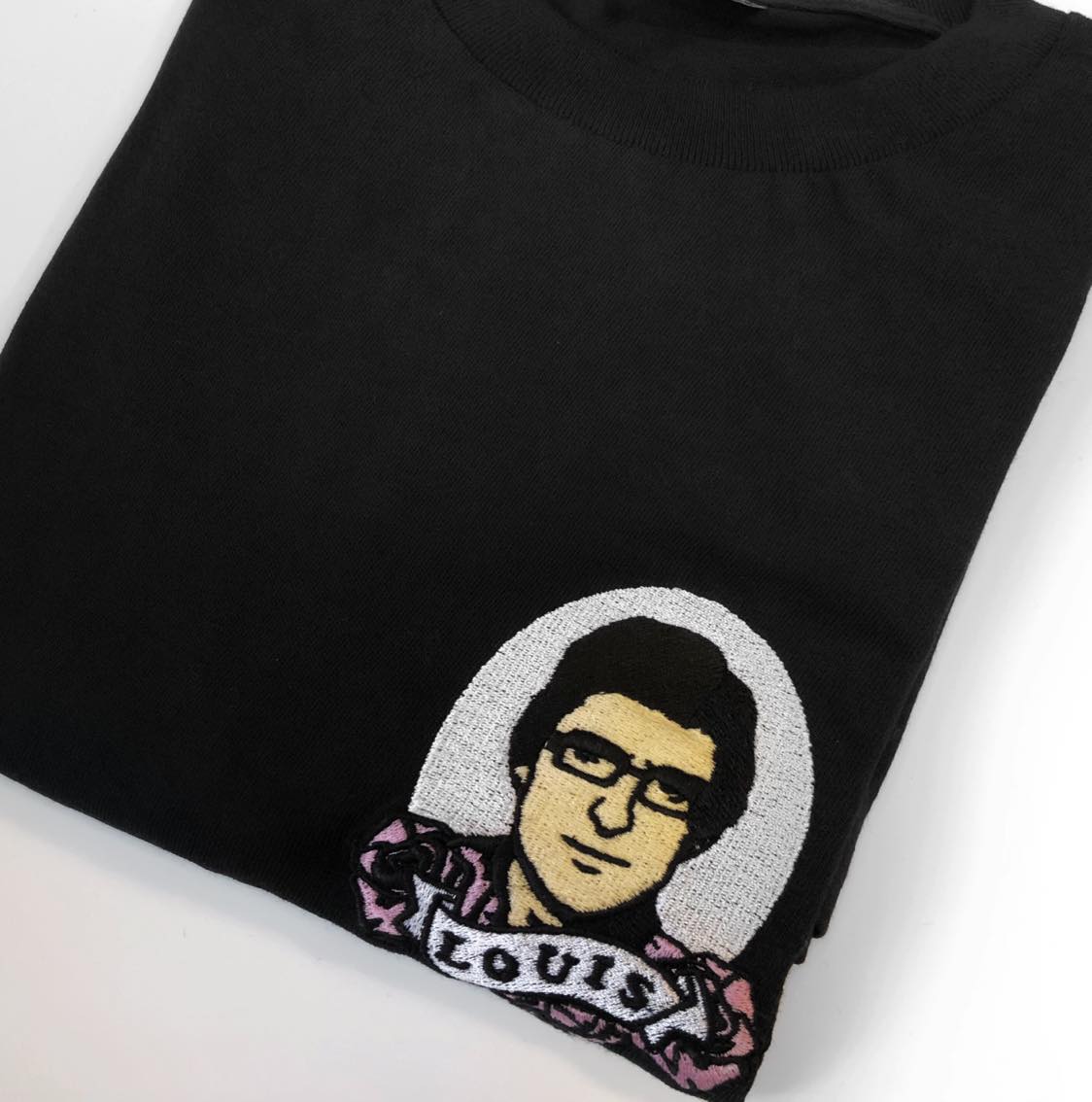 Saint Louis Theroux - Unisex Embroidered Print. Black/White/Grey
