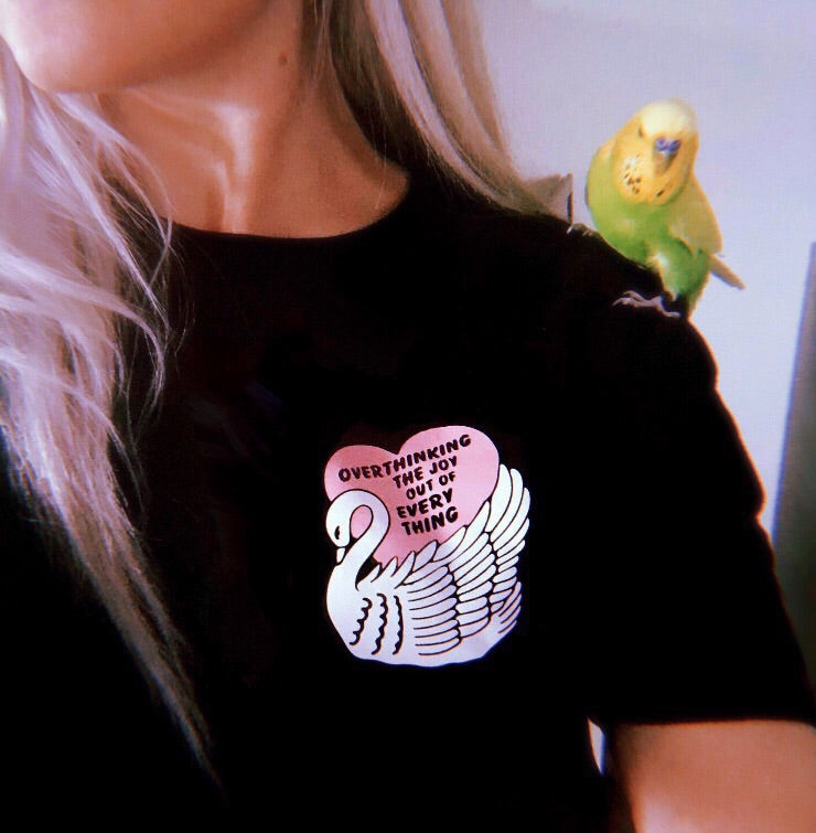Overthinking Swan - White/Black